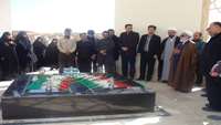 غبار روبي مزار شهداي گمنام مجتمع آموزشي دانشگاه علوم پزشکی استان سمنان.
